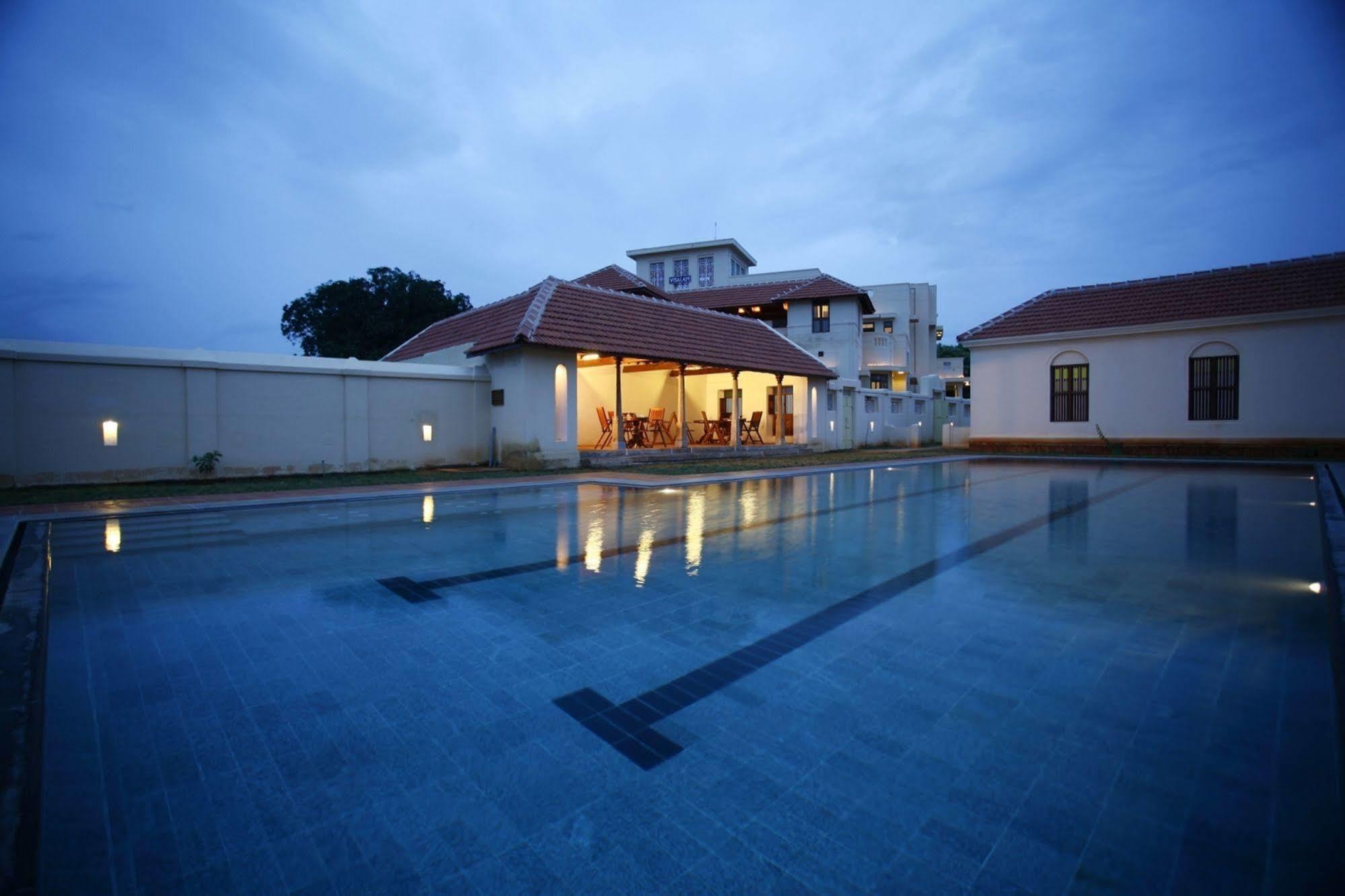 Visalam Chettinad Palace - A Cgh Earth Experience Kānādukāttān Exteriör bild