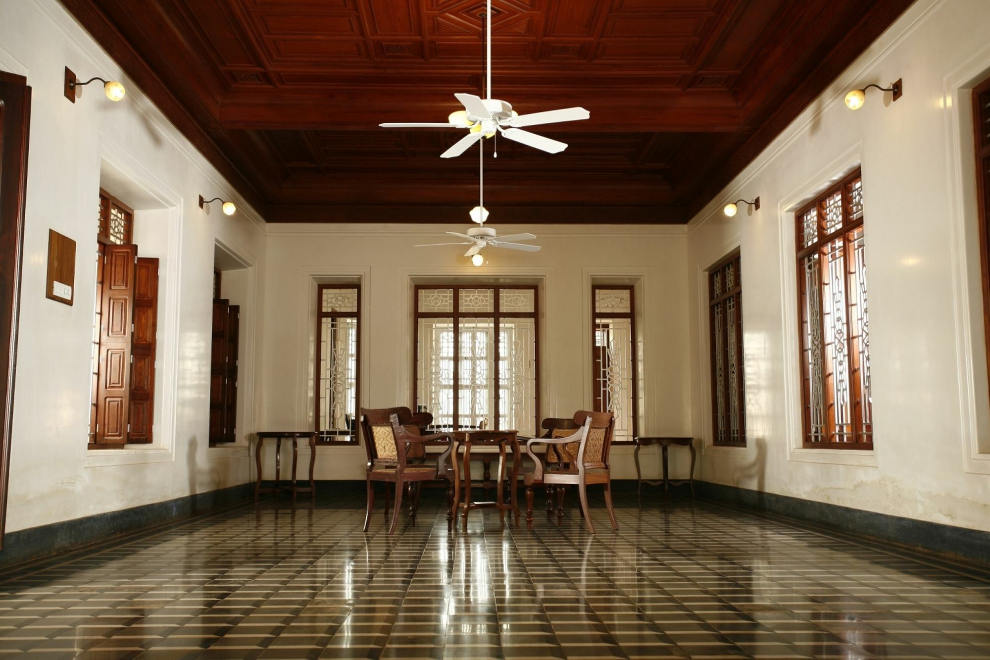 Visalam Chettinad Palace - A Cgh Earth Experience Kānādukāttān Exteriör bild